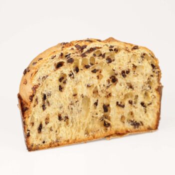 Panettone artigianale alle gocce di cioccolato di Nicola Obliato, lievitato naturalmente con lievito madre